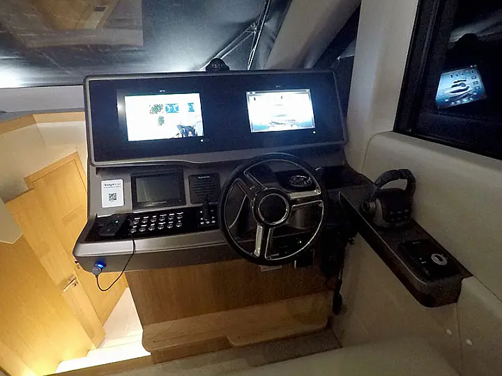 Galeon 480 Fly - Galeon 480 Fly