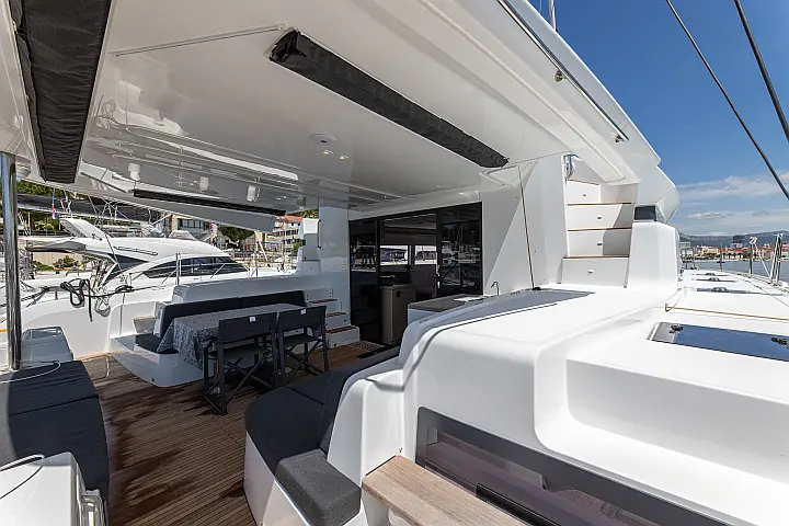 Lagoon 51 - 