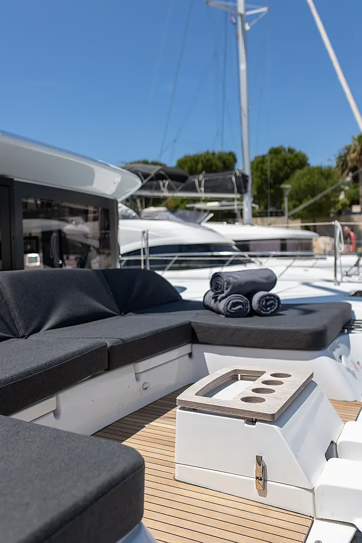 Lagoon 51 - 