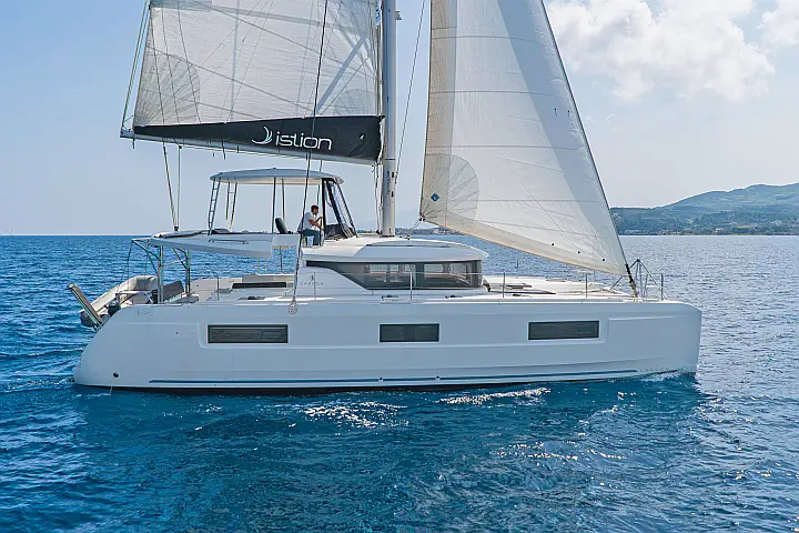Lagoon 46 A/C & GEN & WM - 