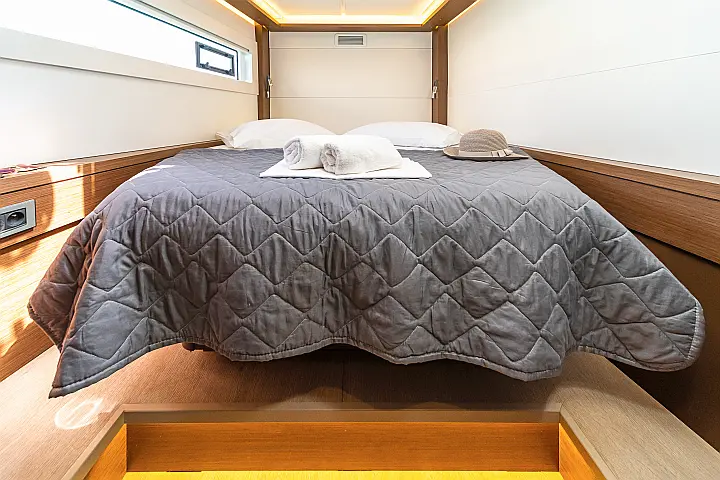 Lagoon 46 A/C & GEN & WM - 