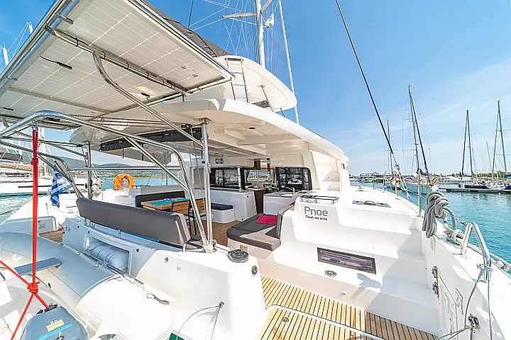 Lagoon 46 A/C & GEN & WM - 