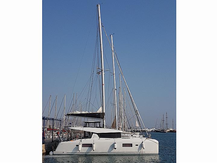 Lagoon 42 - 