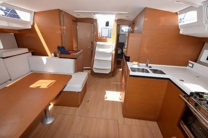 Sun Odyssey 490 - 