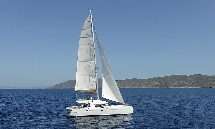 Lagoon 52 - 
