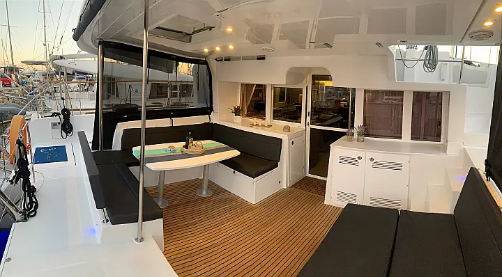 Lagoon 450  Flybridge - 
