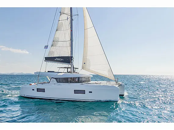 Lagoon 42 A/C & GEN