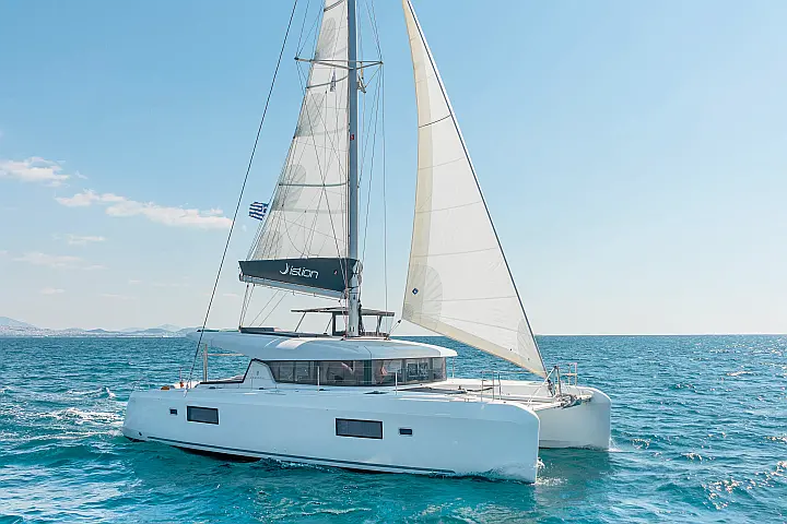 Lagoon 42 A/C & GEN - 