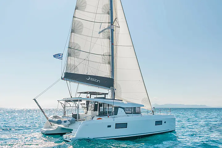 Lagoon 42 A/C & GEN - 