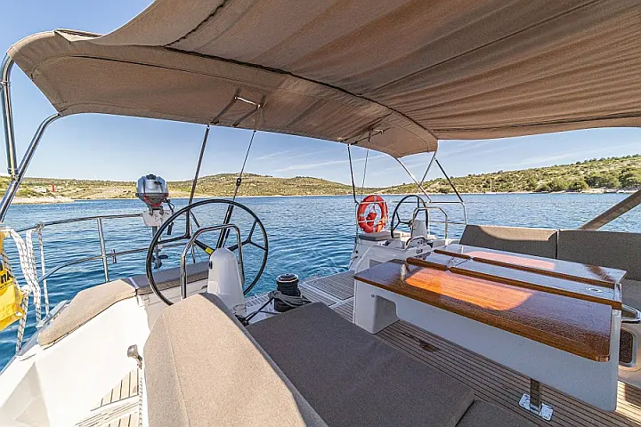 Sun Odyssey 490 - 
