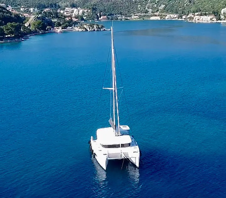 Lagoon 42 - 