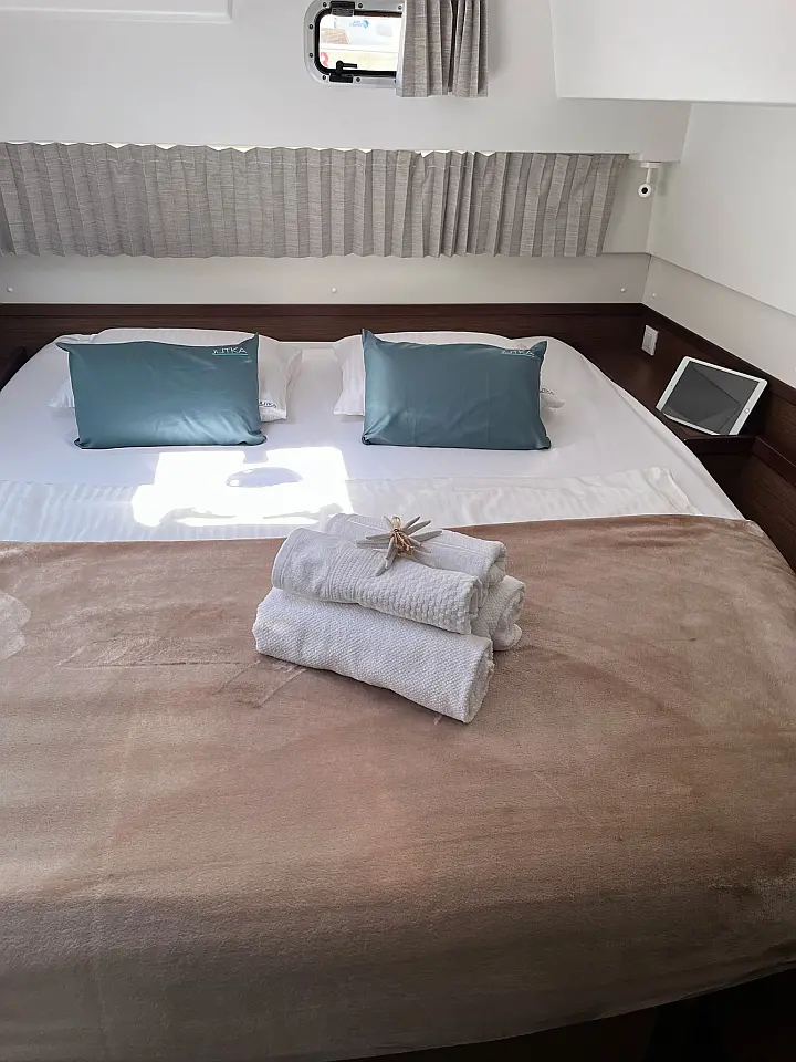 Lagoon 42 - 