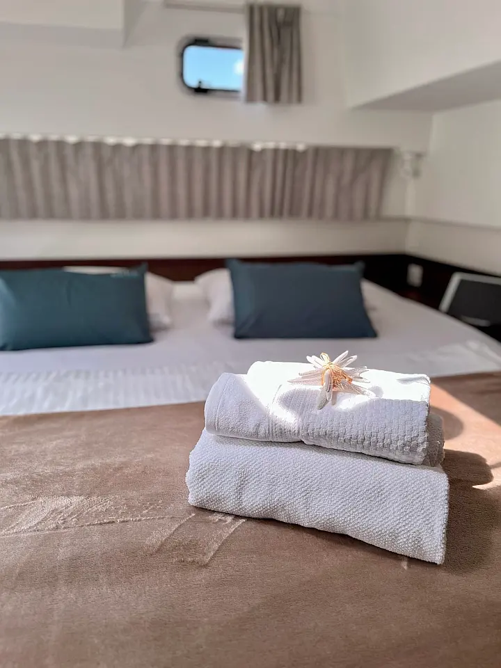 Lagoon 42 - 