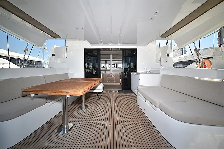Lagoon 50/6 cab - 