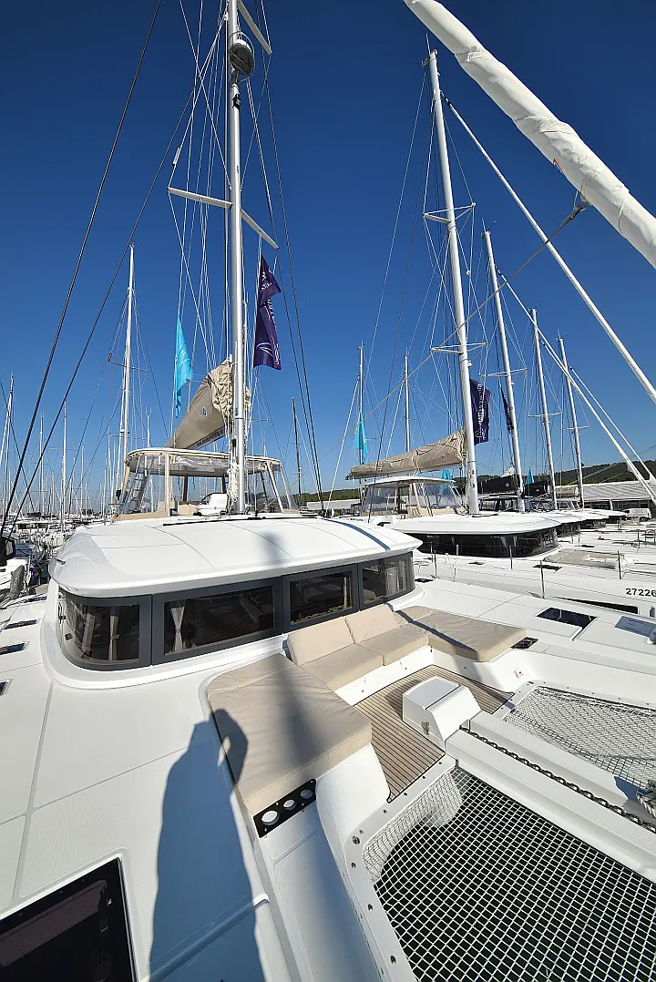 Lagoon 50/6 cab - 