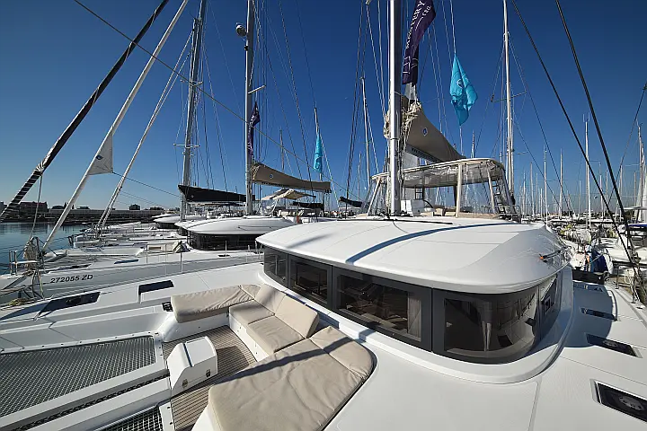 Lagoon 50/6 cab - 