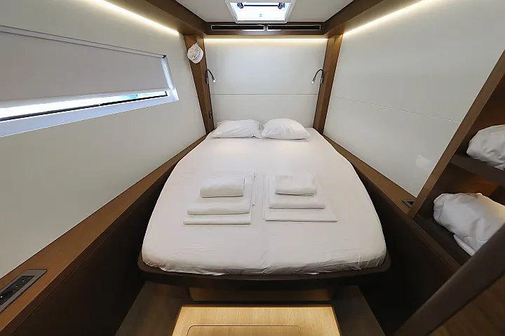 Lagoon 50/6 cab - 