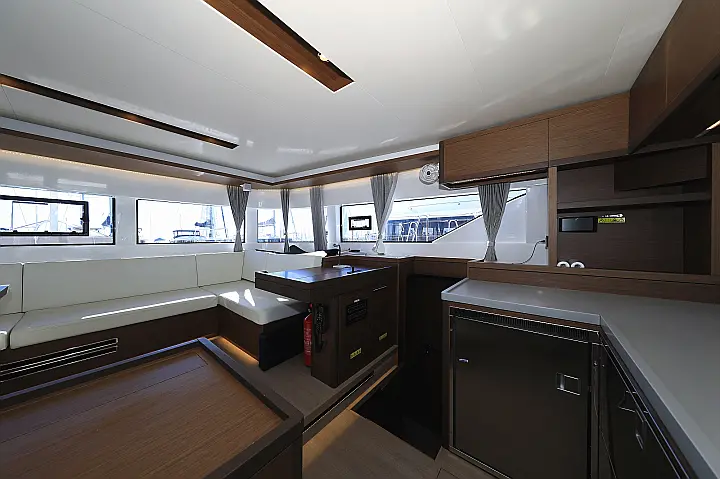 Lagoon 50/6 cab - 