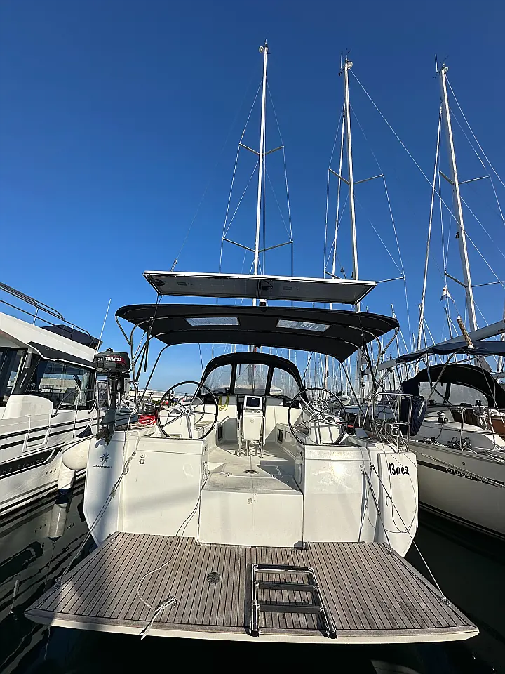 Sun Odyssey 449 - 