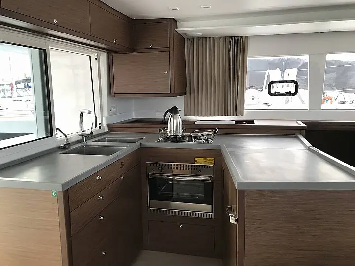 Lagoon 450S - 