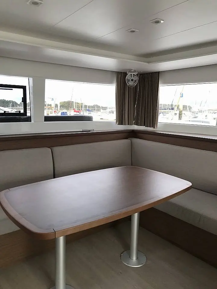Lagoon 450S - 