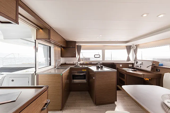 Lagoon 450  Flybridge - 