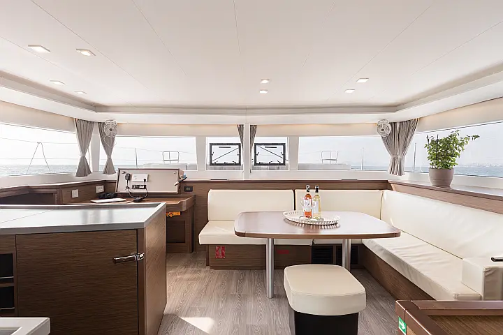 Lagoon 450  Flybridge - 