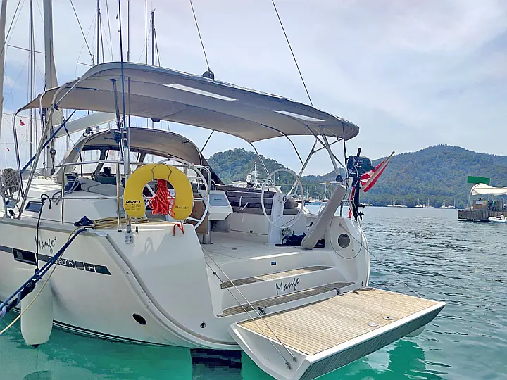 Bavaria Cruiser 51 - 