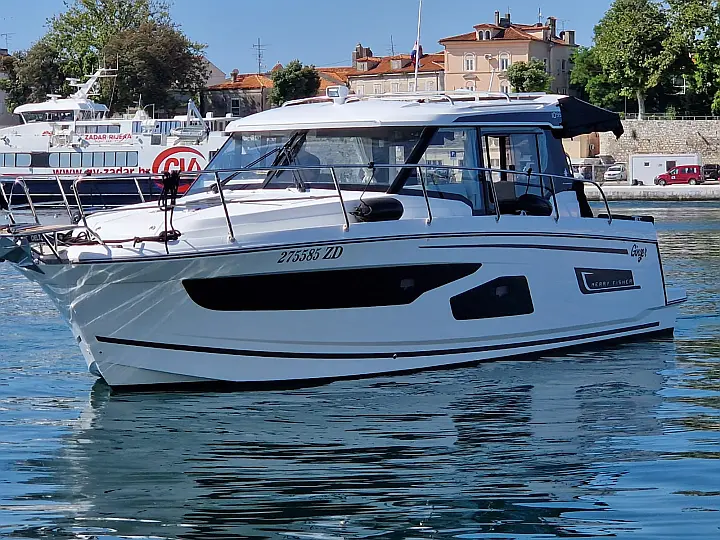 Merry Fisher 1095  - 