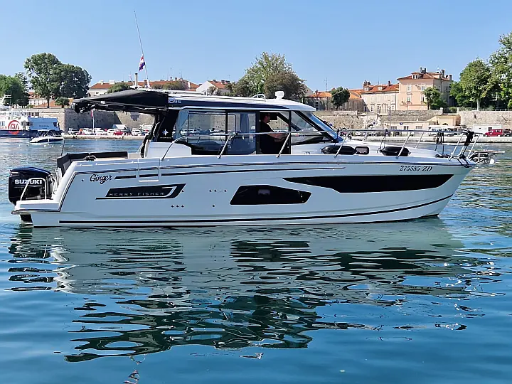 Merry Fisher 1095  - 
