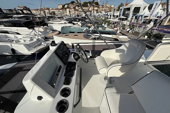 Swift Trawler 37 Fly - 