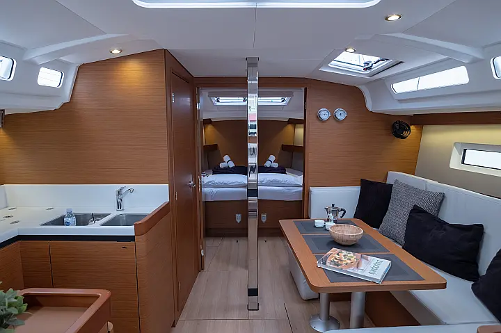 Sun Odyssey 440 - 