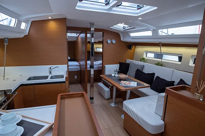 Sun Odyssey 440 - 