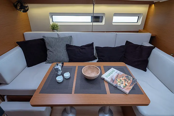 Sun Odyssey 440 - 
