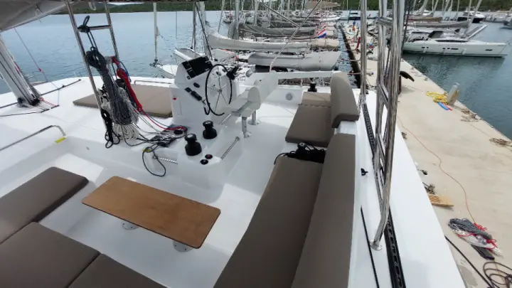 Dufour Catamaran 48 - 