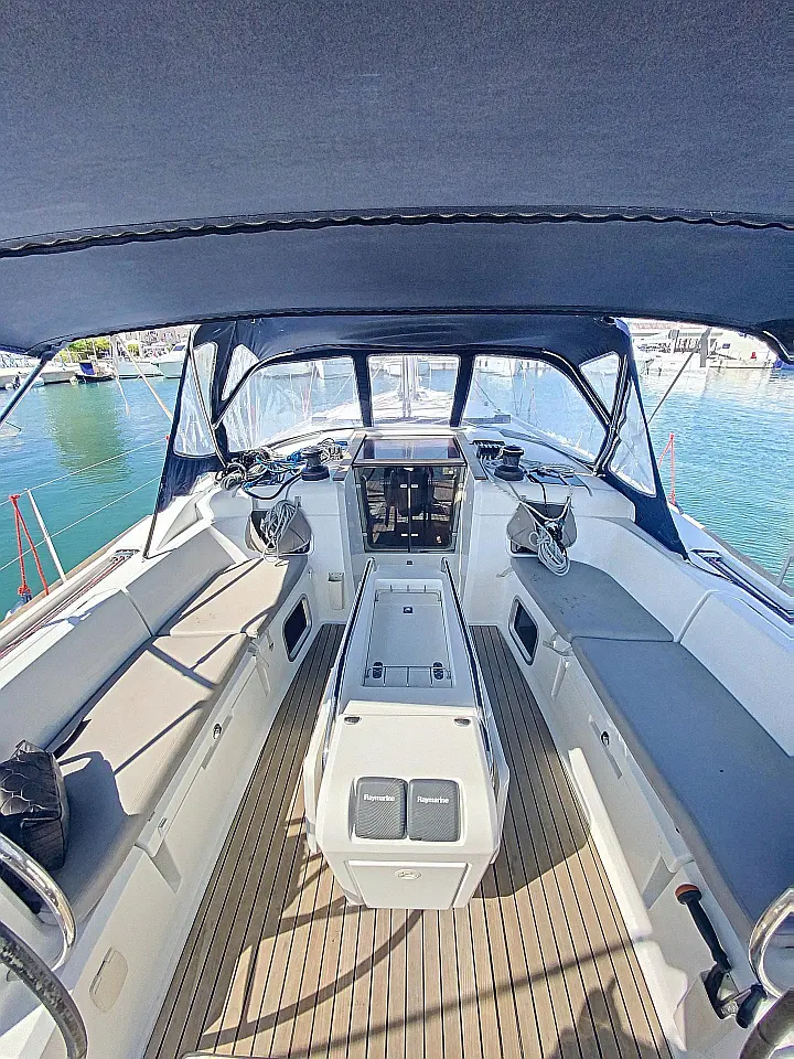 Sun Odyssey 469 - 