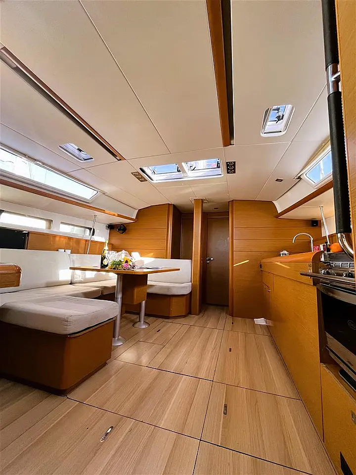 Sun Odyssey 469 - 