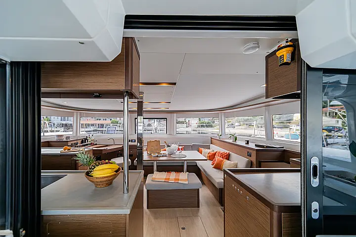 Lagoon 46 (Owner's version) - 