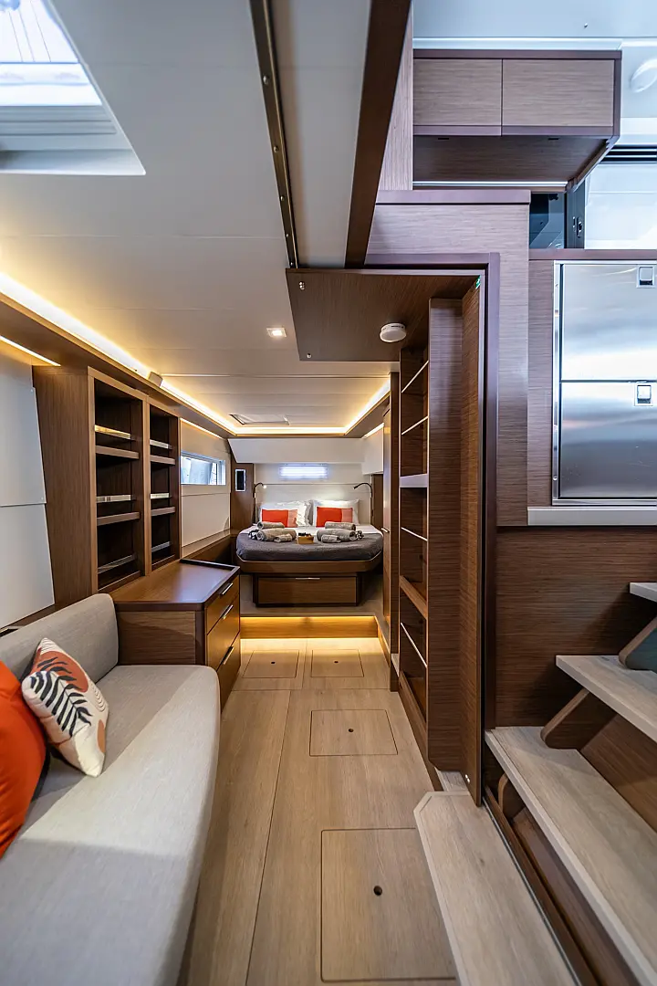 Lagoon 46 (Owner's version) - 