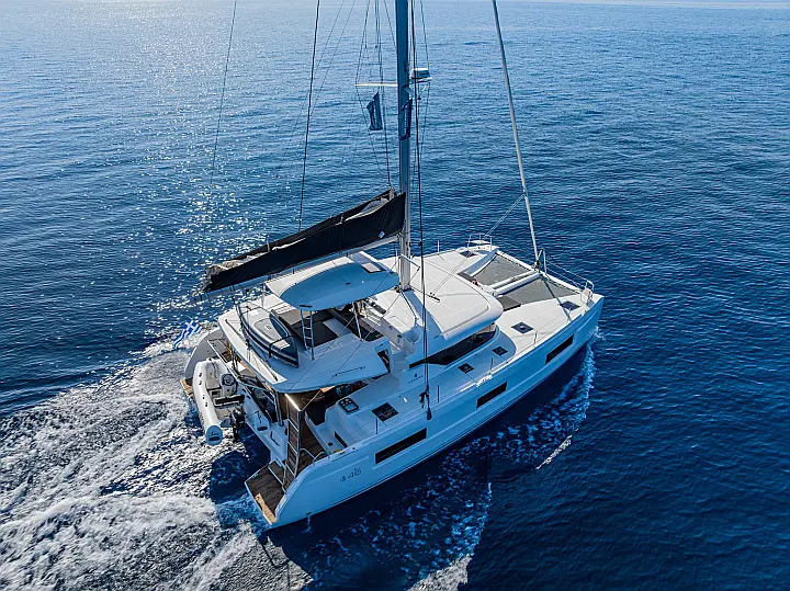 Lagoon 46 (Owner's version) - 