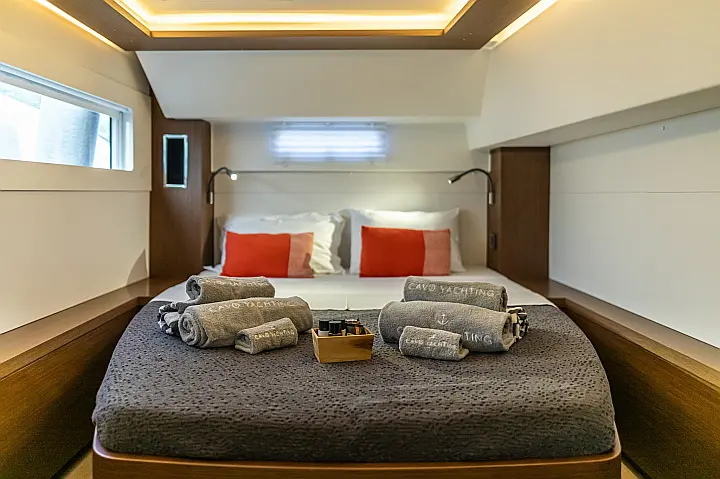 Lagoon 46 (Owner's version) - 