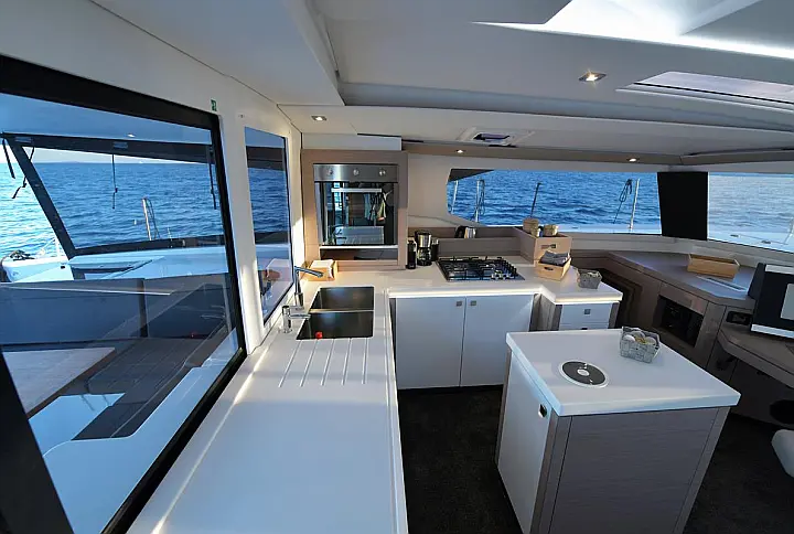 Saona 47 - 