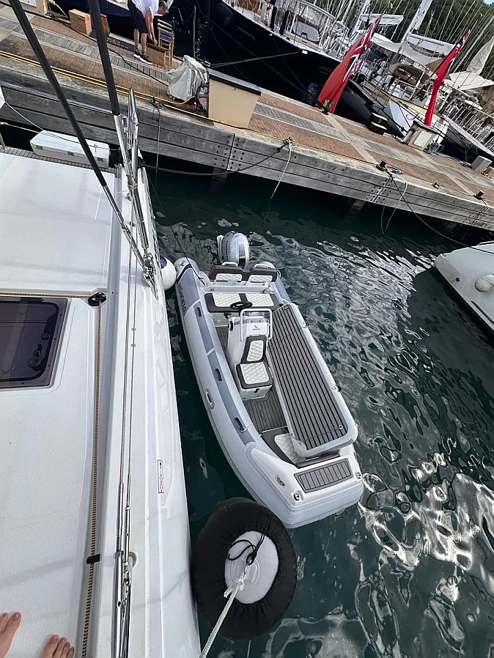 Lagoon 55 (5 cab) - 