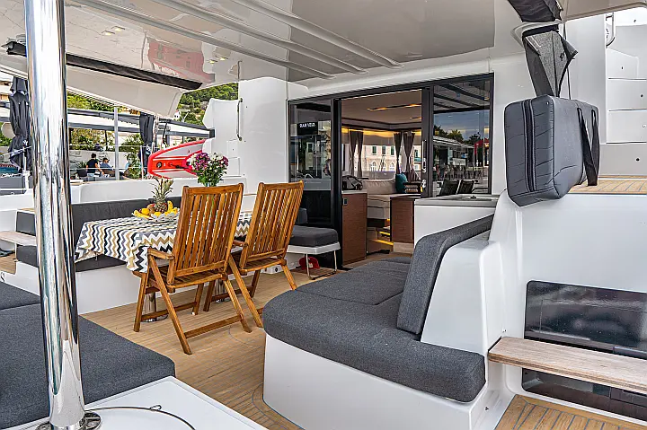 Lagoon 50 - 