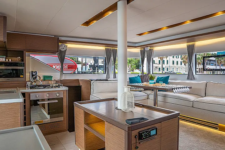 Lagoon 50 - 