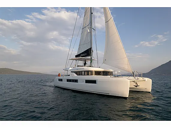 Lagoon 50 A/C & GEN & WM