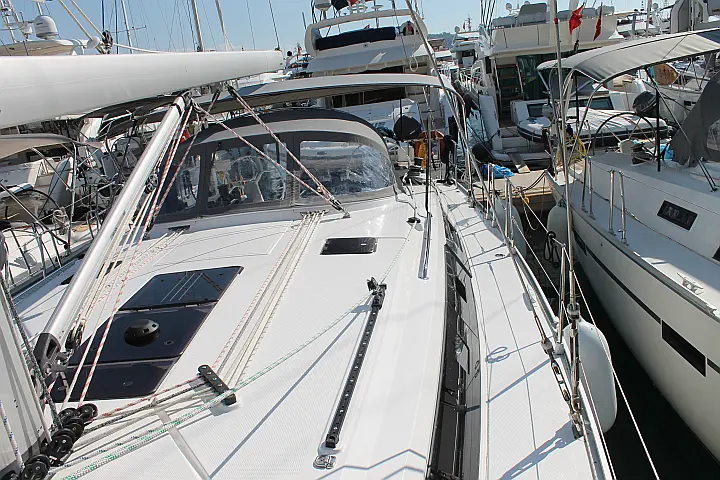 Bavaria Cruiser 46 - 