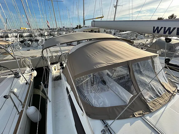 Sun Odyssey 410 - 