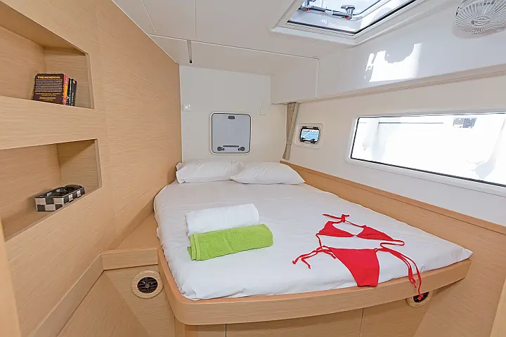 Lagoon 42 A/C & GEN & WM - 