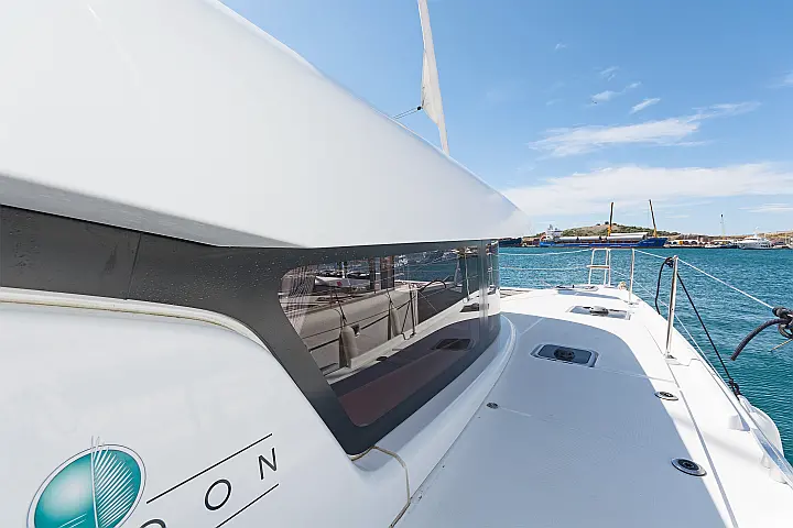 Lagoon 42 A/C & GEN & WM - 